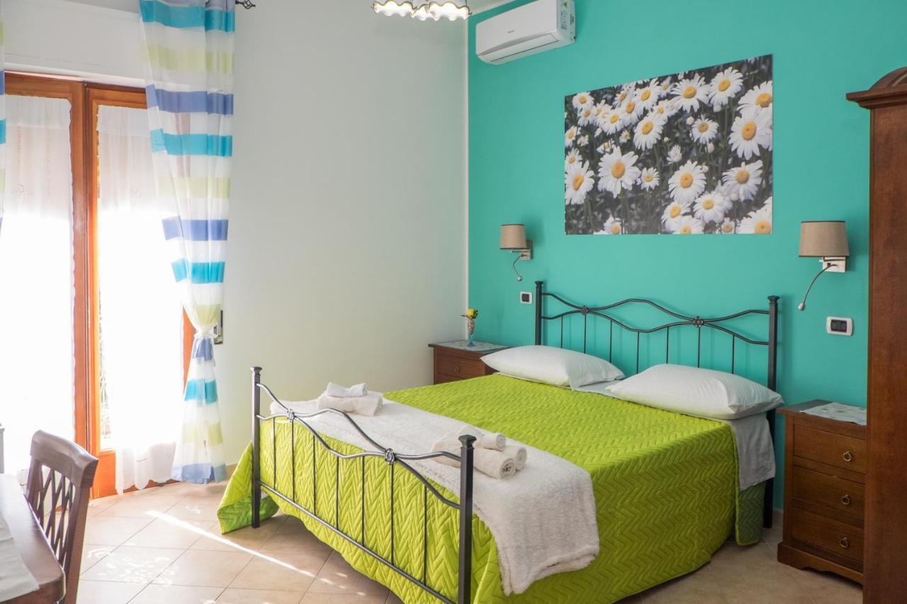 Vivere A Colori วีโกเอเกวนเซ ภายนอก รูปภาพ